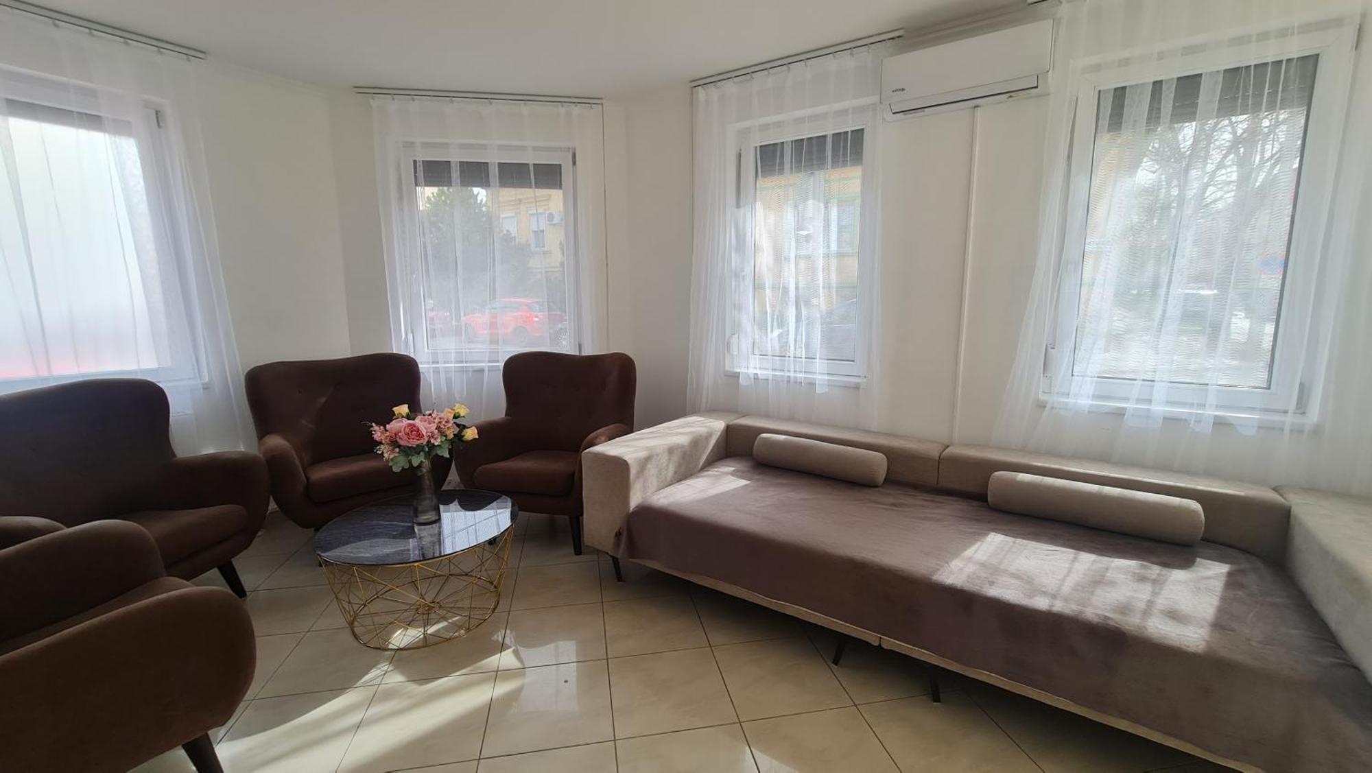 Tulipan Apartman سيغيد المظهر الخارجي الصورة